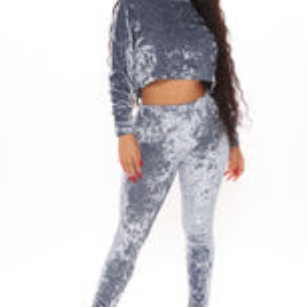 Fashion Nova Feeling Lush Legging Set